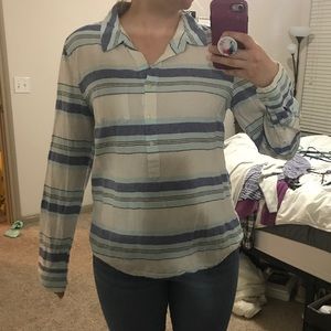 GAP linen button down top